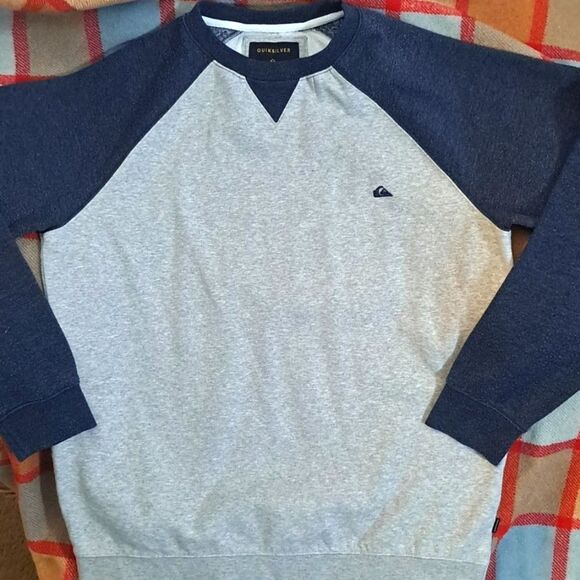 Quiksilver Boys' Cozy XL Sweatshirt - Comfortable and Trendy - Picture 1 of 4